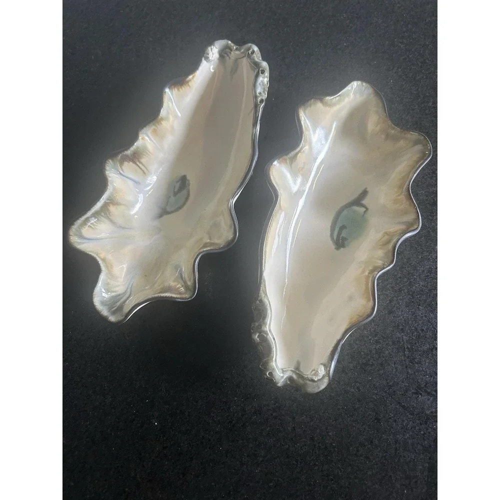 Ceramic oyster Dishes Set of 2, White/Silver/Blue, 10 in x 4 in